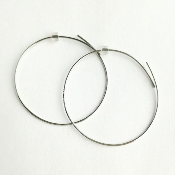 NEW sterling silver fine hoop earrings - Picture 1 of 10